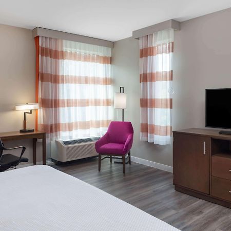La Quinta By Wyndham Greensboro Airport High Point Exterior foto